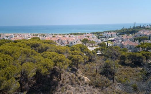 Plot with fabulous sea views