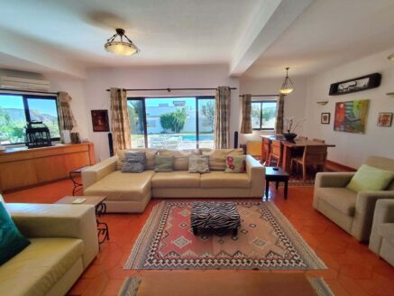 Moradia com 5 quartos a 500m da praia