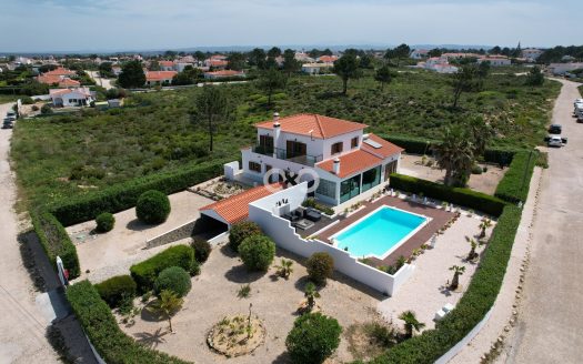 Incroyable villa de 5 chambres avec piscine, Vale da Telha