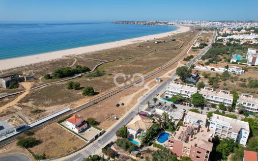 Moradia M5+2 Frente Mar