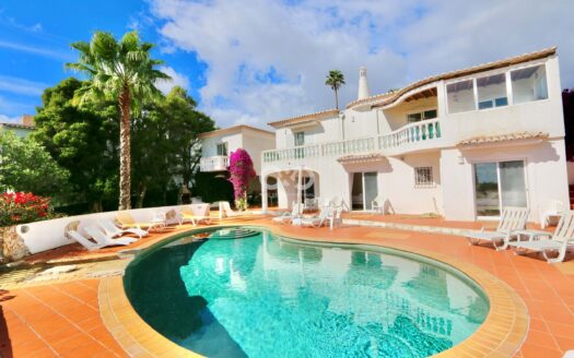 Large  South  Facing  Villa , with Superb Sea Views in the very centre of Praia da Luz