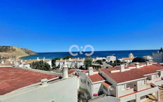 STUNNING VIEWS FROM THIS 2 BED APARTMENT -LUZ