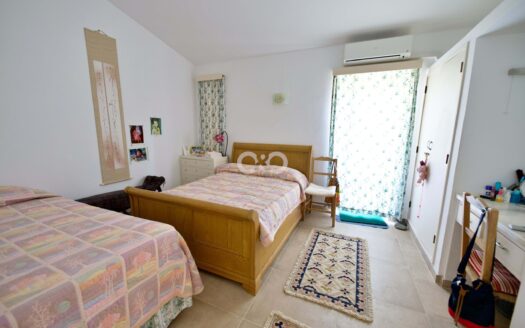 Exceptionally Unique  property with sea views  plus Contemporary 130m2 Annex