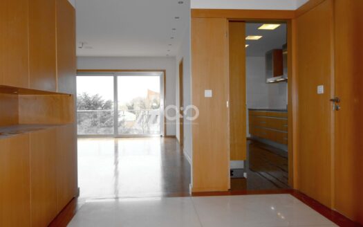 Modern 3 bedroom apartment – Porto Combatentes Av.