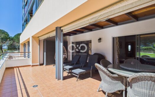 Apartamento T2 espaçoso no condomínio  Marina Park.