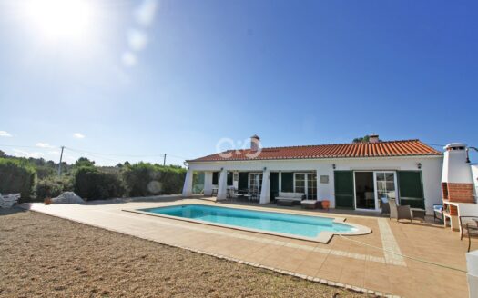 LOVELY THREE BEDROOM VILLA WITH POOL, VALE DA TELHA