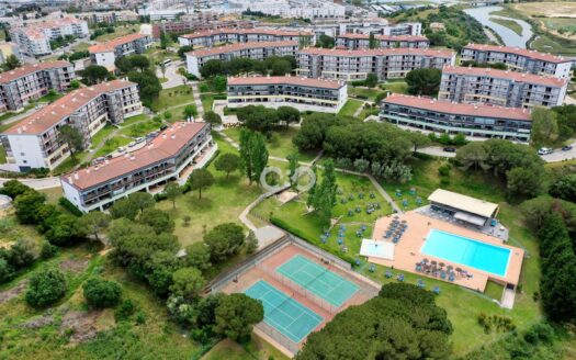 For sale 2 bedroom apartment at Marina Park.