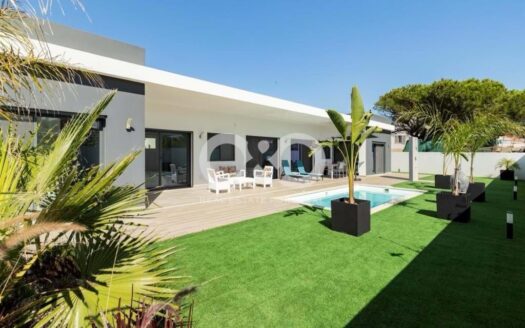 Contemporary Villa in Sagres