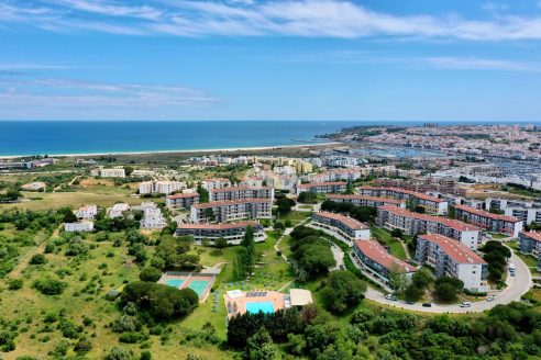 For sale 2 bedroom apartment at Marina Park.