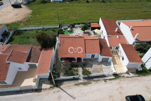 T2 + 1 Villa in Vales, Aljezur