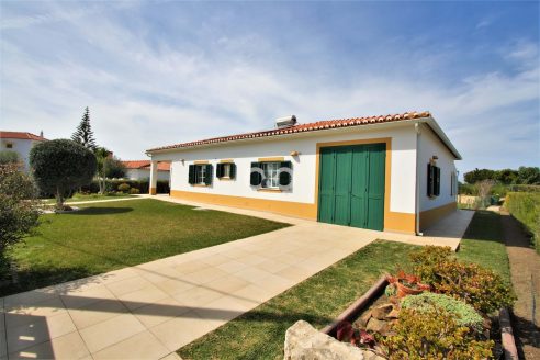 EXCLUSIVE  AND IMMACULATE THREE BEDROOM VILLA, ALJEZUR
