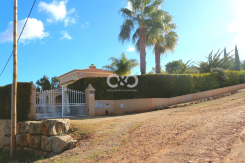 Build your own luxury home-Plots with  planning