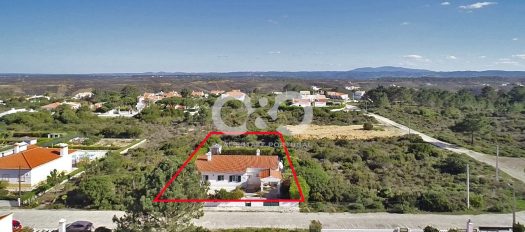 LOVELY THREE BEDROOM VILLA WITH POOL, VALE DA TELHA