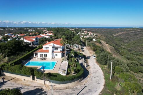 MORADIA EXCECIONAL COM VISTA MAR, VALE DA TELHA