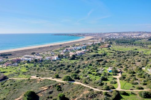 Prime Unique plot with impressive sea views by the Meia praia beach Lagos , with planning permission to build-