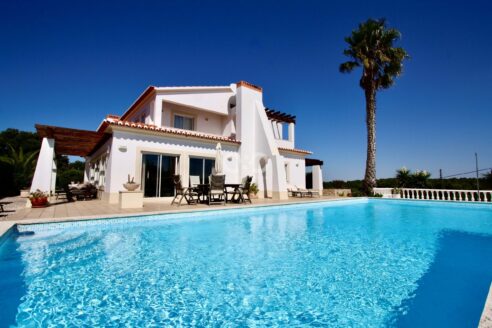 MORADIA EXCECIONAL COM VISTA MAR, VALE DA TELHA