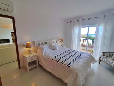 2 BEDROOM APARTMENT WITH SEA VIEW AND PRIVATE PARKING SPACE