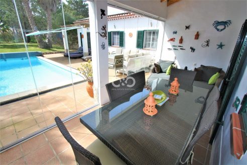 Moradia T4 com piscina, Vale da Telha