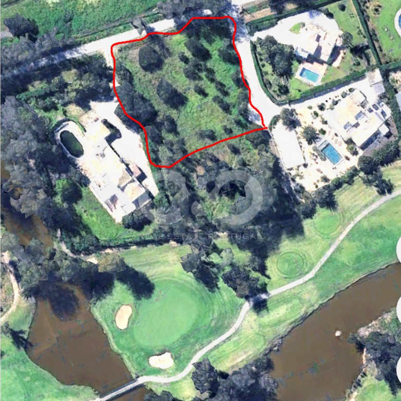 BUILDING PLOT ON CHAMPIONSHIP GOLF COURSE – PENINA ALGARVE