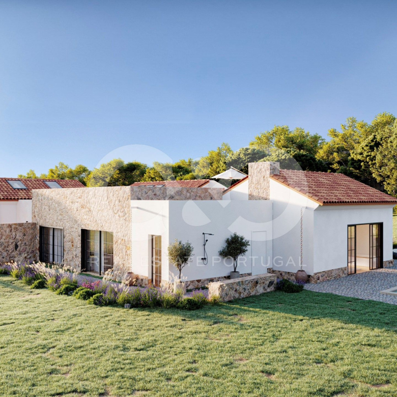 2.8 Hectares of Land with building permission and project 5minutes from the centre of Luz